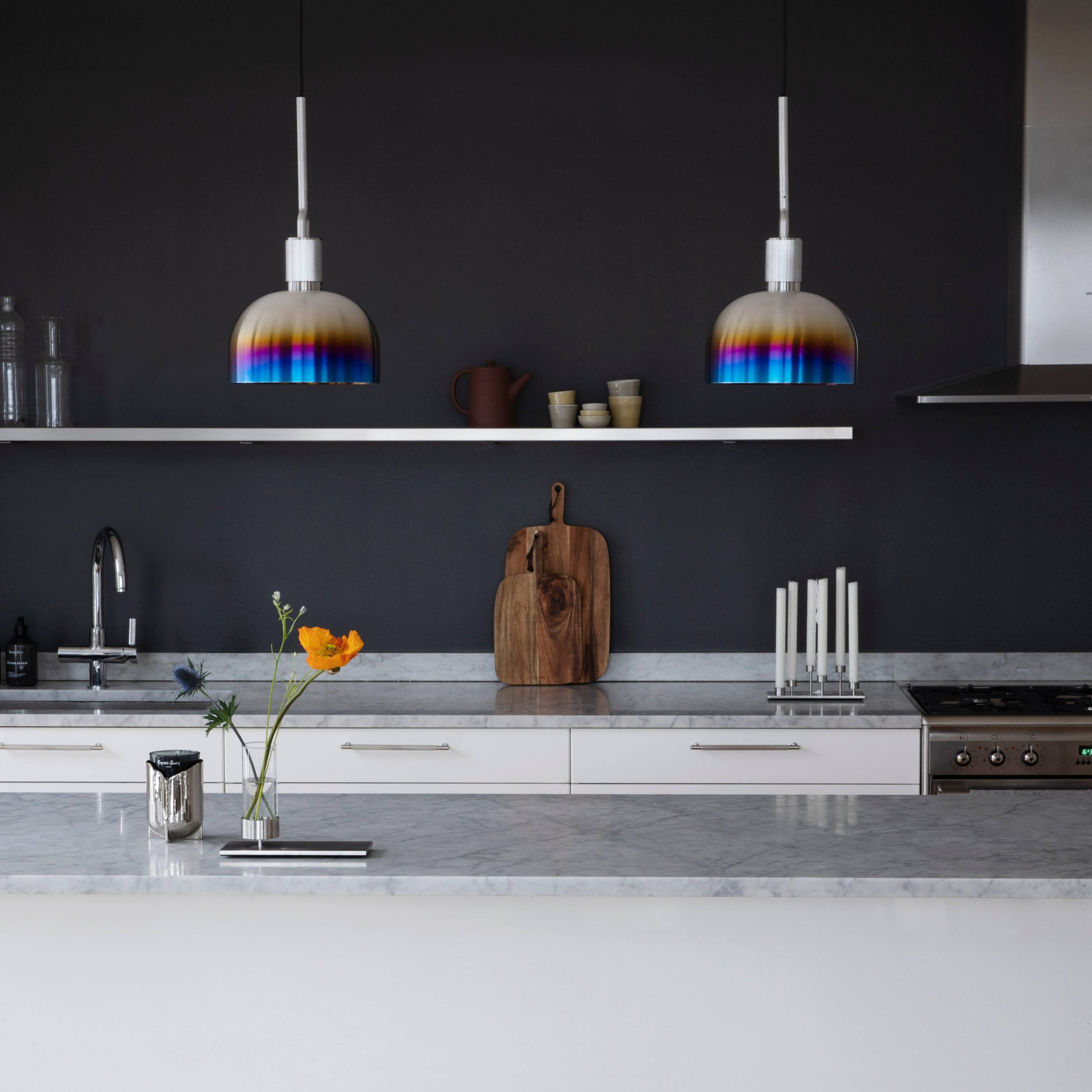 FORKED PENDANT / LINEAR / SHADE / MEDIUM / BURNT STEEL - Image 4