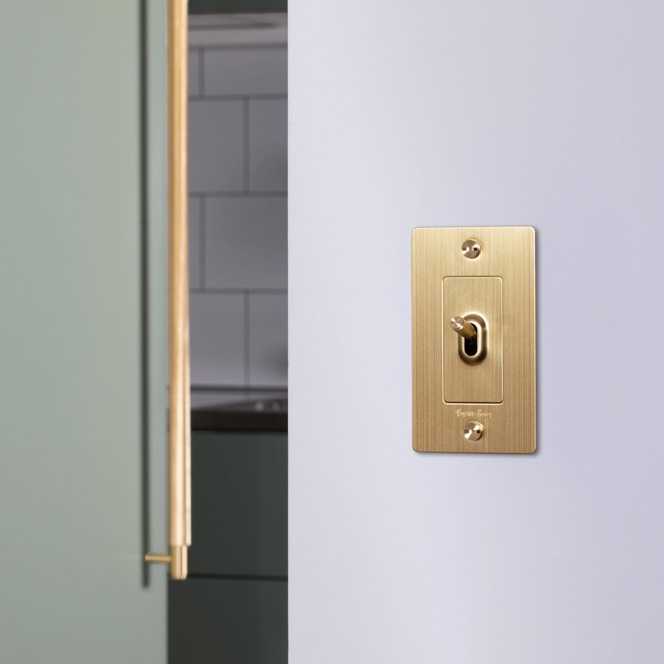 1G TOGGLE / CROSS / WITH LOGO / BRASS - Image 3