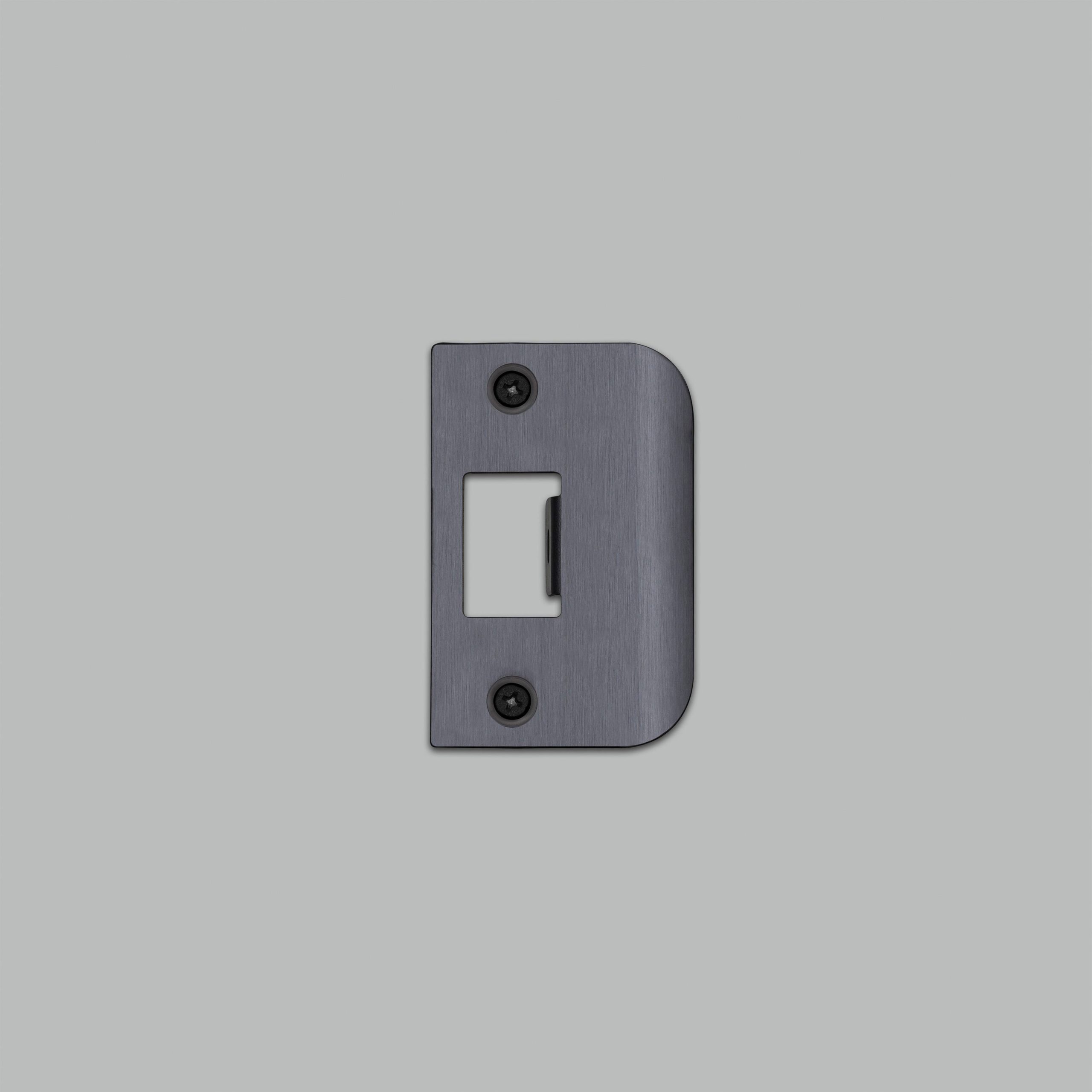 STRIKE PLATE KIT / D SHAPED / STANDARD DOOR / GUN METAL