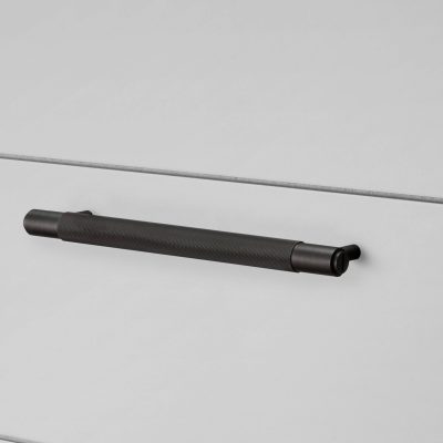 PULL BAR / CROSS / MEDIUM / SMOKED BRONZE
